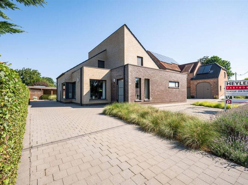 Maison à vendre
                    à 2450 Meerhout