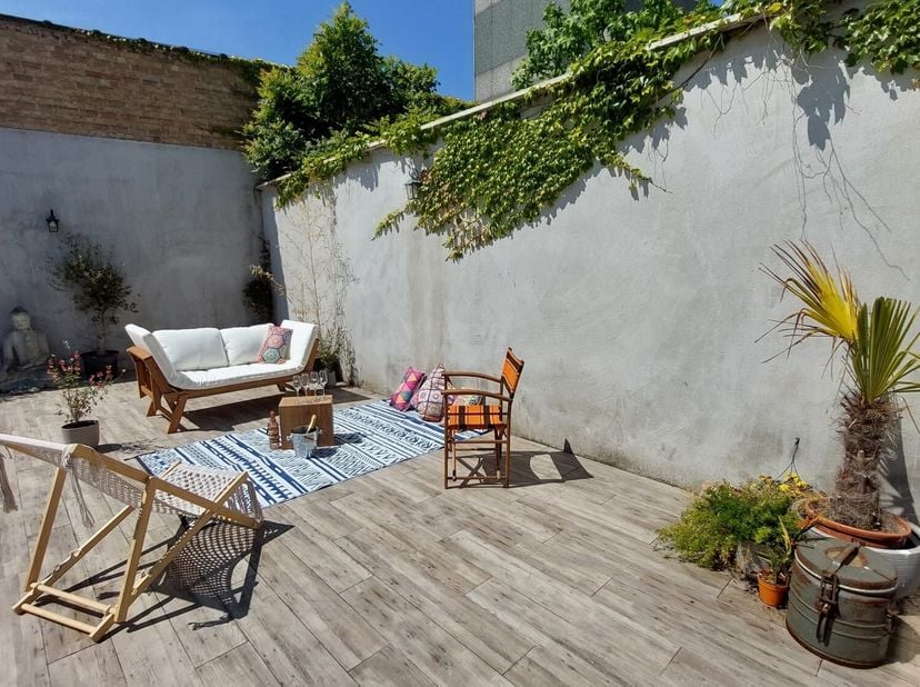 Authentiek, gerenoveerd huis met Zuid-West Georiënteerde Tuin&lt;br /&gt;
Deze prachtig gerenoveerde rijwoning combineert moeiteloos authentieke charme met