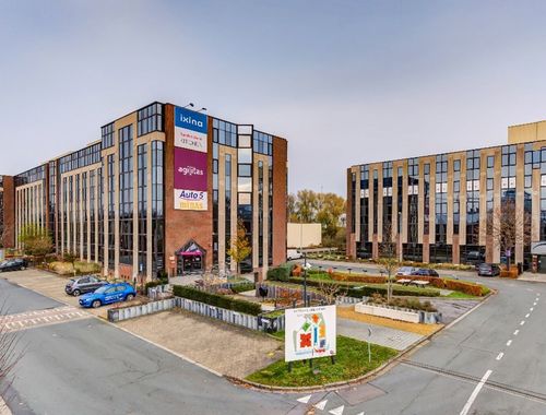                                         Bureaux à louer à Anderlecht, € 2.840
