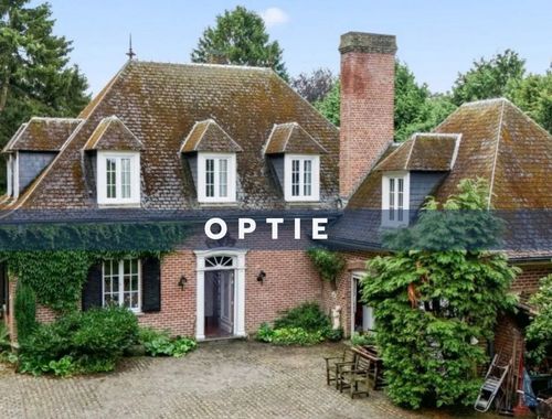                                         Villa-landhuis te koop in Ottenburg, € 750.000
