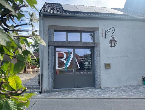                                         Complexe de bureaux à louer à Chaumont-Gistoux, € 450
