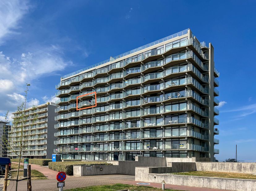 Voor meer informatie of een bezoek, contacteer Michiel Debruyne op 0490/45 16 99.&lt;br /&gt;
Op de zesde verdieping van residentie Neptunus West vindt u de
