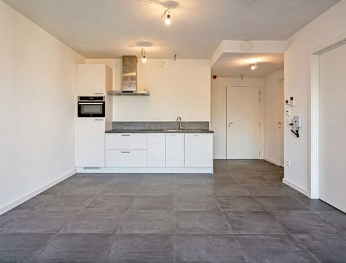                                         Serviceflat à louer à Antwerpen, € 675

