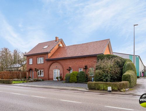                                         Handelspand met woonst te koop in Zepperen, € 3.500.000
