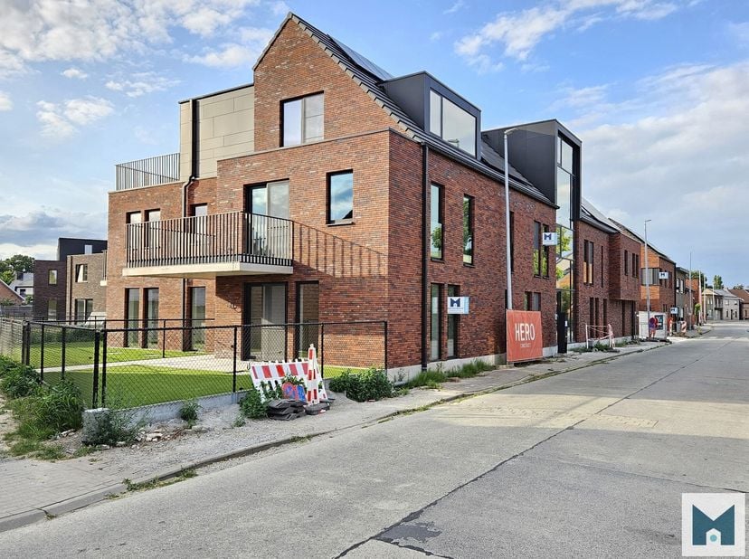 Appartement à louer
                    à 9200 Oudegem