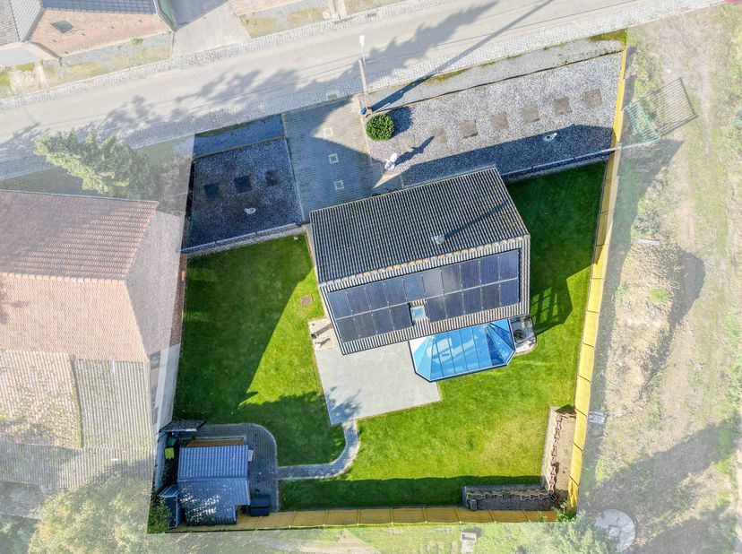 Prachtige open bebouwing – 185 m² woonplezier – bj. 2002 – EPC: 179Kwh/m²&lt;br /&gt;
&lt;br /&gt;
Prachtige open bebouwing – 185 m² woonplezier – bj. 2002 – EPC: