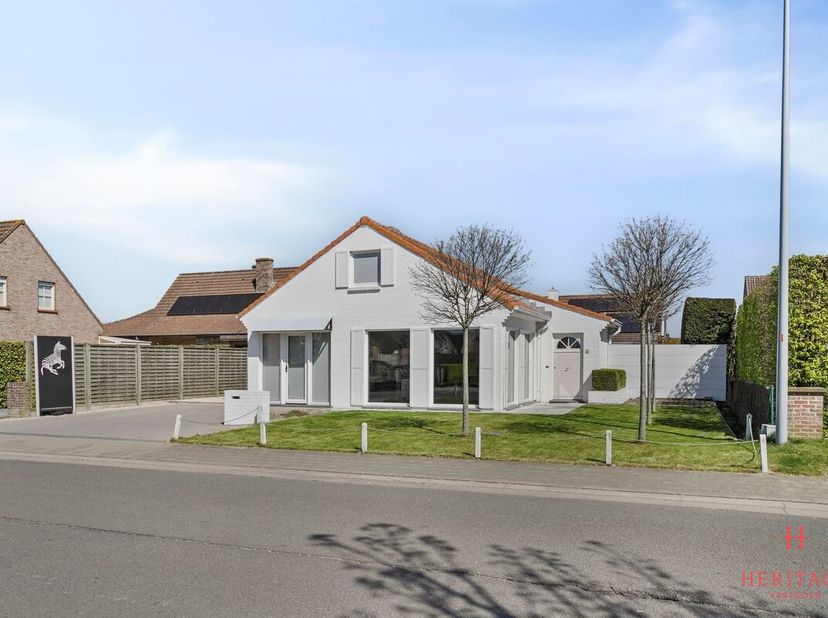 Instapklare woning op een rustige locatie in Sint-Eloois-Vijve (Waregem)&lt;br /&gt;
Nabij het centrum van Waregem vinden we deze aangename, gelijkvloerse w