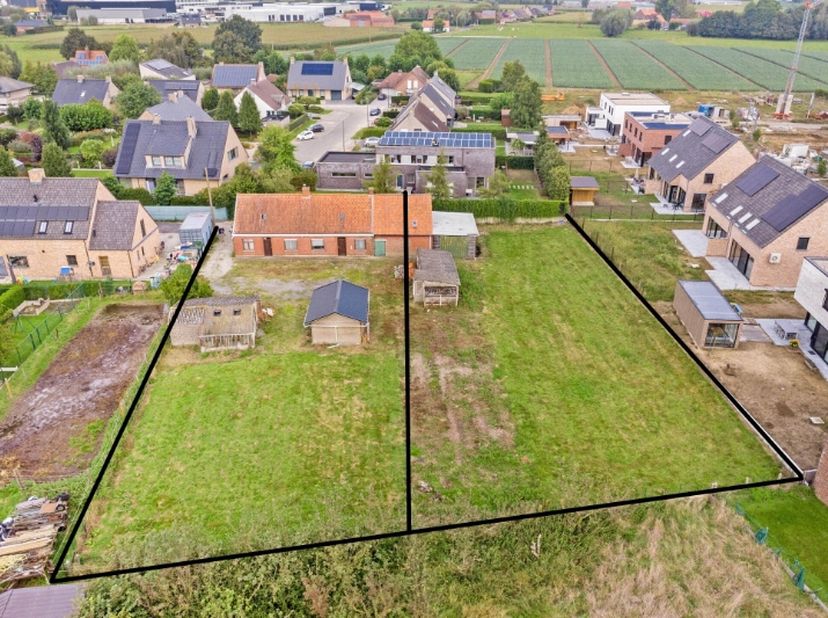Terrain à vendre
                    à 8800 Beveren