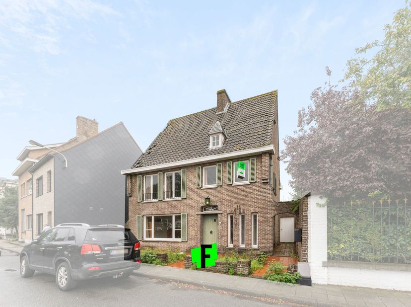 Vous cherchez un projet de rénovation à Veurne ? Cette maison vous offre une opportunité unique !&lt;br /&gt;
La disposition est la suivante : hall d&#039;entrée