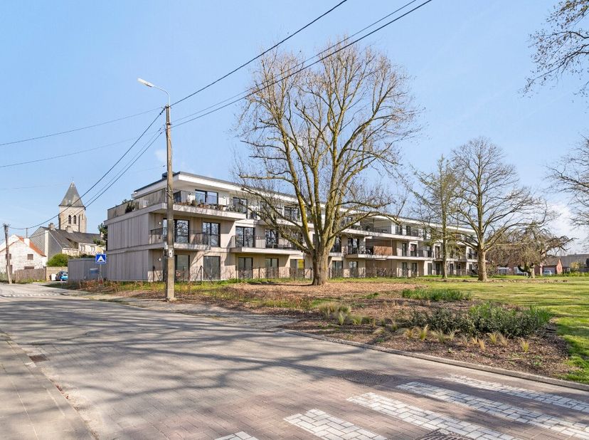 Dans le quartier vert et paisible de Petegem-aan-de-Schelde, une commune de Wortegem-Petegem avec un accès facile à Audenarde et à la N60, se trouve c