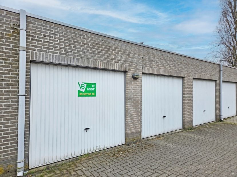 Garage à vendre
                    à 2160 Wommelgem