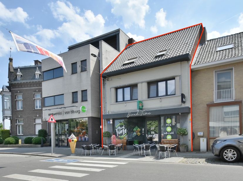 Bien professionnel à vendre
                    à 3620 Lanaken
