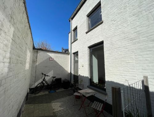                                         Maison à louer à Roeselare, € 850
