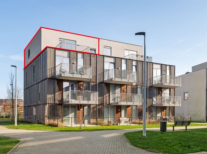 Het energiezuinig appartement is ideaal gelegen in een rustige, toch centrale wijk van Sint-Niklaas, met vlotte toegang tot het stadscentrum en de bel