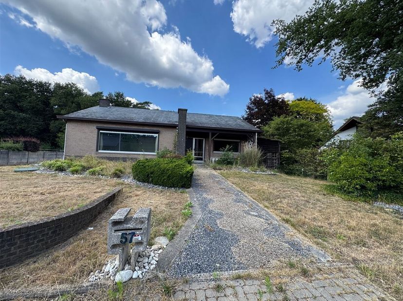 Goed onderhouden gelijkvloerse woning (181m2) met 3 slaapkamers en grote tuin (12a53) te Koersel&lt;br /&gt;
Belangrijkste troeven:&lt;br /&gt;
- Rustige ligging&lt;