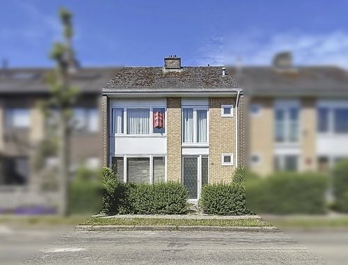                                         Rijwoning te koop in Rupelmonde, € 170.000
