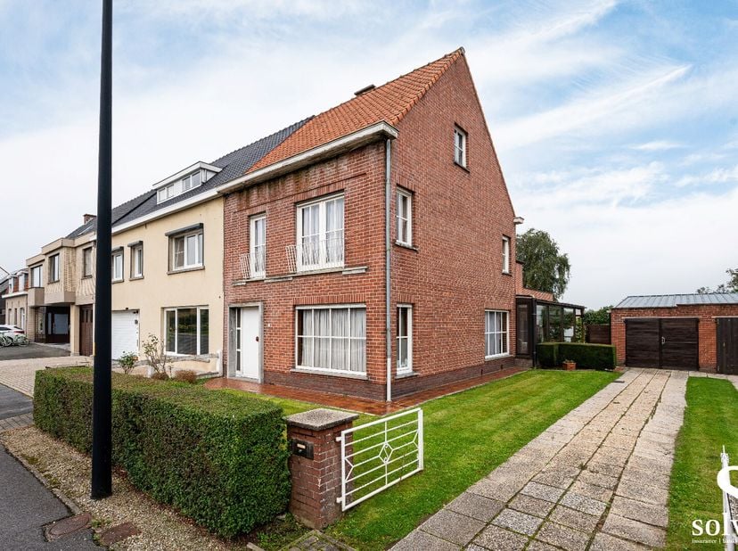 Maison à vendre
                    à 9910 Knesselare