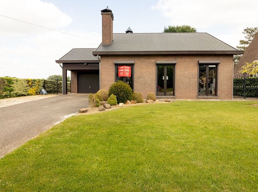 WONING &lt;br /&gt;
 &lt;br /&gt;
Verhuurde woning in rustige groene omgeving. &lt;br /&gt;
 &lt;br /&gt;
Bent u op zoek naar een woning in een rustige, groene omgeving, waar
