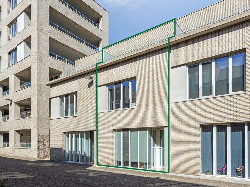 Welkom in residentie &quot;&#039;t Lycée&quot;, een recent complex gelegen in groene setting aan de Tiense stadsrand met alle faciliteiten in de directe omgeving.&lt;br