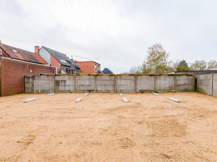 Garage à louer
                    à 9100 Nieuwkerken-Waas