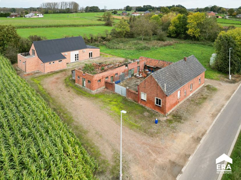 [[ CE BIEN PARTICIPE À LA JOURNÉE MAISONS OUVERTES ERA LE 14/6 DE 9:30 À 10:30 ]]&lt;br /&gt;
Ce bien participe à la Journée Maisons Ouvertes ERA. Visitable