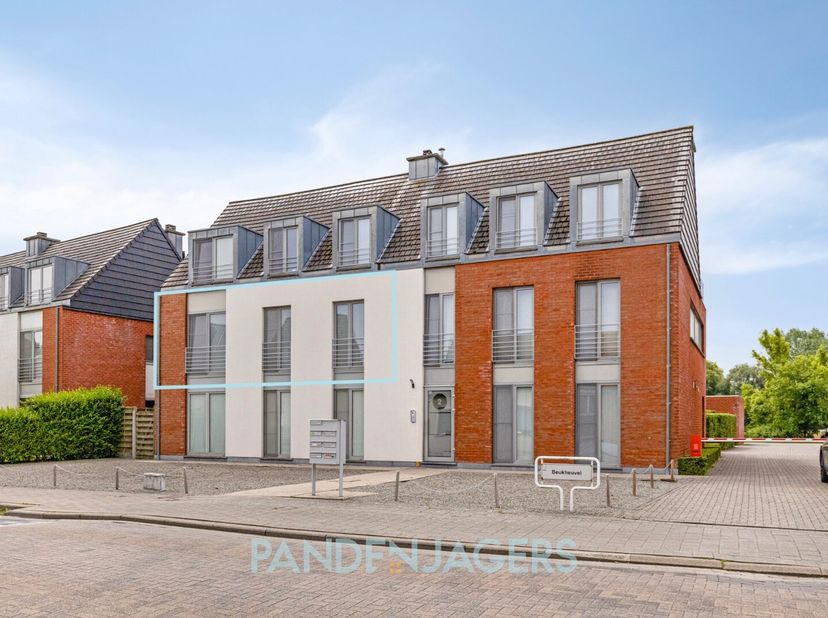Ben je op zoek naar een modern appartement, voorzien van alle hedendaagse comfort? Dan is dit misschien wel exact wat je zoekt!&lt;br /&gt;
Het appartement