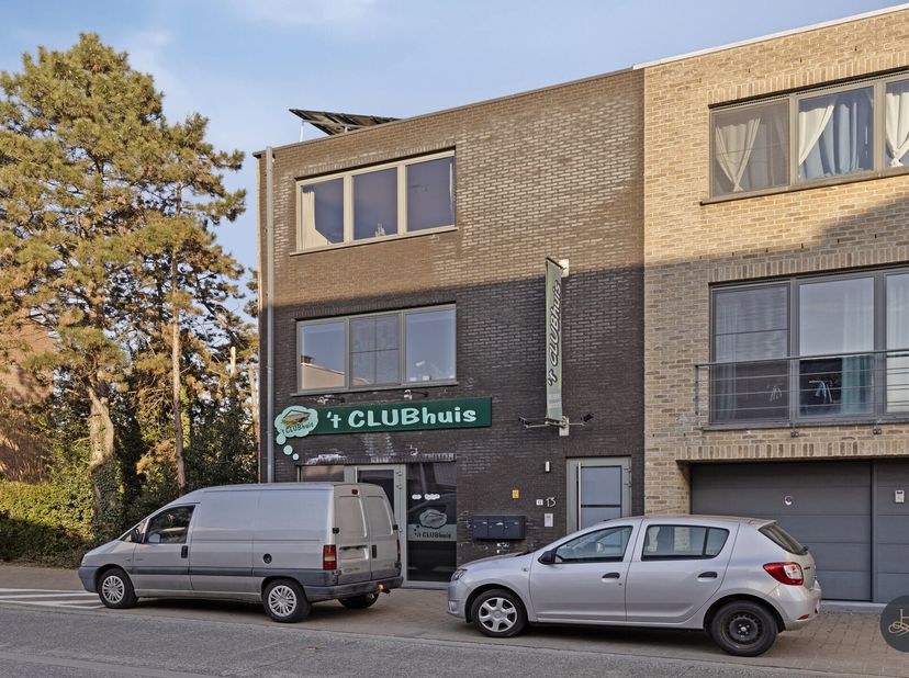 Meer info of uw bezoek plannen kan via jonathan@homixx.be of via 016 199 343.&lt;br /&gt;
Dit appartement is terug te vinden pal in het centrum van Betekom.