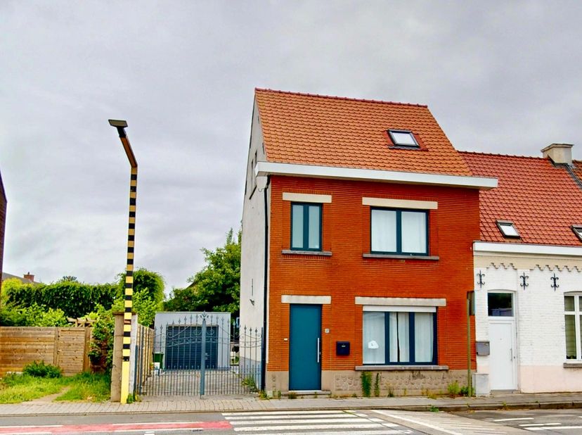 Maison à vendre
                    à 9810 Eke