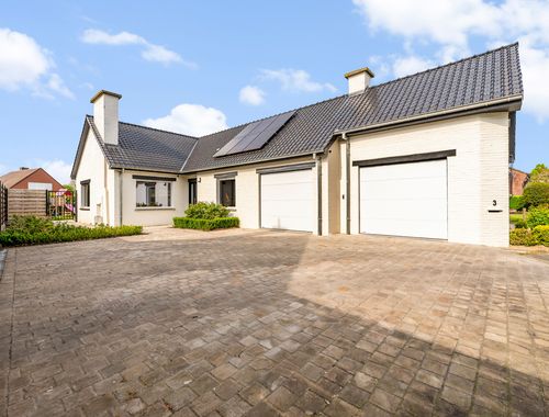                                         Maison à vendre à Wevelgem, € 435.000
