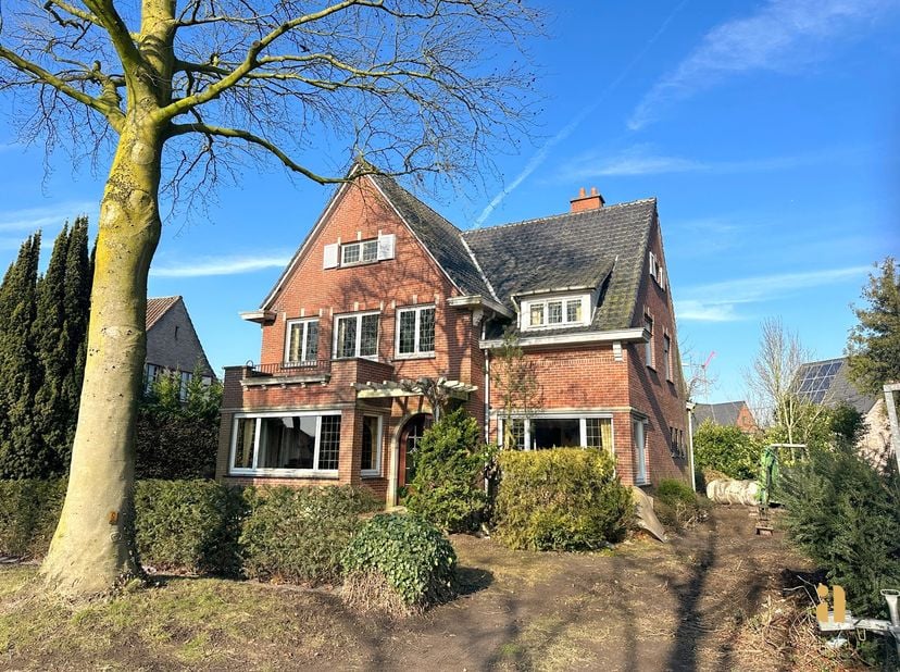 Maison à vendre
                    à 9930 Zomergem
