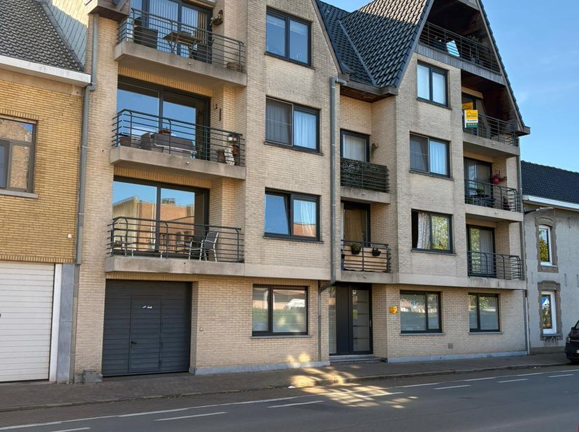 Garage à vendre
                    à 8820 Torhout
