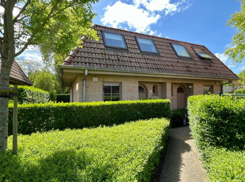 Ontdek deze rustig gelegen vakantiewoning in Adinkerke / De Panne.&lt;br /&gt;
&lt;br /&gt;
Deze moderne vakantiewoning bevindt zich in een verzorgd en groen dome