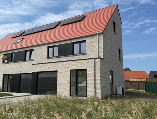                                         Woning te koop in Oostduinkerke, € 476.000
