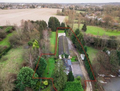                                         Usage mixte à vendre à Wezembeek-Oppem, € 975.000
