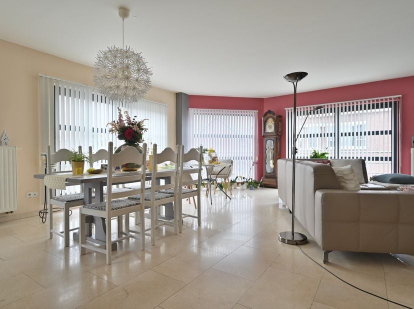 Appartement à vendre
                    à 3740 Bilzen