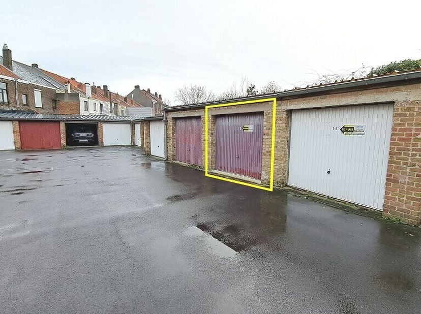 Garage à louer
                    à 8000 Brugge