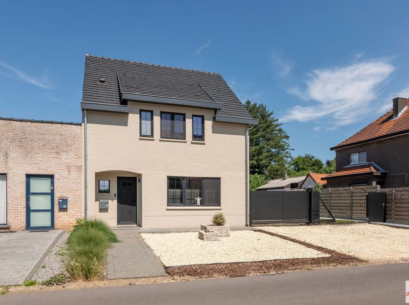Maison à vendre
                    à 3581 Beverlo