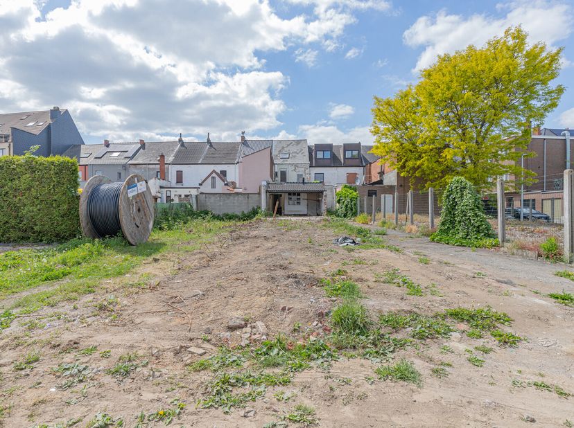 Terrain à vendre
                    à 9470 Denderleeuw