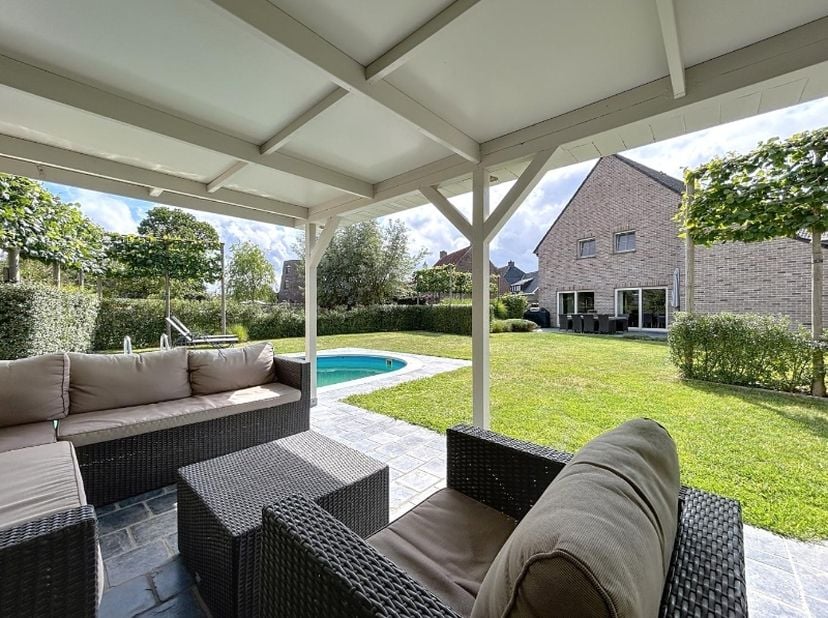 Maison à vendre
                    à 8211 Aartrijke