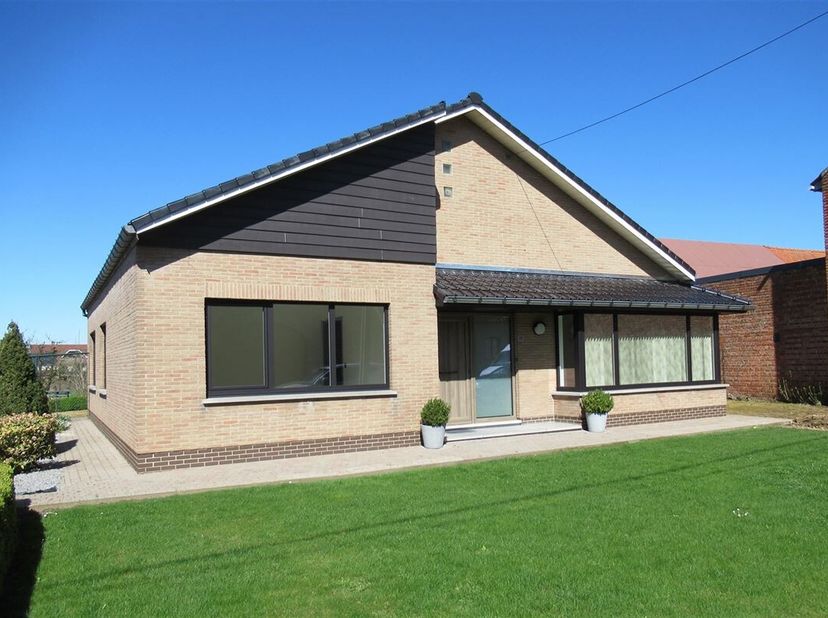 Maison à louer
                    à 3440 Halle-Booienhoven