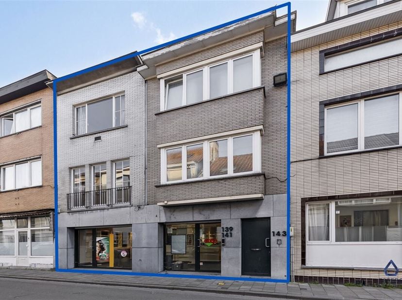 Investeringsopportuniteit in Ledeberg&lt;br /&gt;
Deze interessante investeringsopportuniteit bestaat uit een ruim handelspand op het gelijkvloers van 120m²