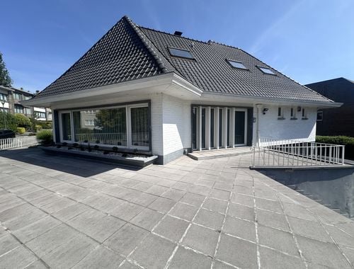                                         Villa te koop in Sint-Jans-Molenbeek, € 540.000
