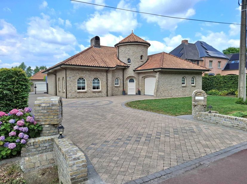 Maison à vendre
                    à 2440 Geel