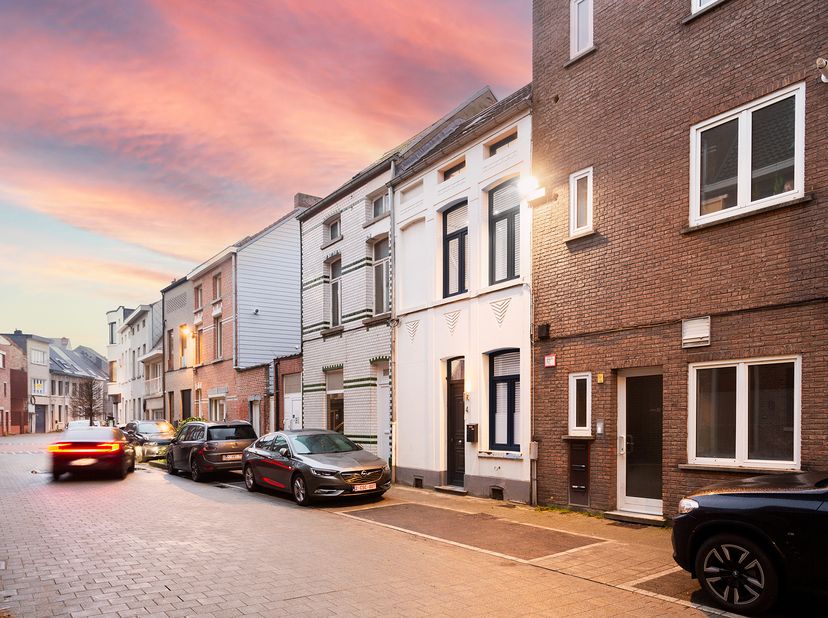 Huis gelegen in het centrum van Mechelen&lt;br /&gt;
&lt;br /&gt;
Bent u op zoek naar een charmant huisje in het centrum van Mechelen, als investering, studentenk