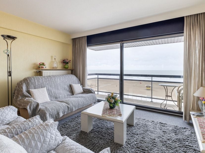 Appartement avec 2 chambres à louer sur le Zeedijk de BlankenbergeVous recherchez un appartement lumineux et entièrement meublé sur la côte? Cet appar