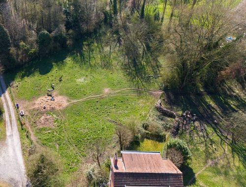                                         Grond te koop in Mont-sur-Marchienne, € 155.000
