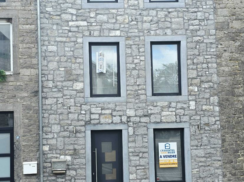 Huis te koop
                    in 5650 Yves-Gomezee