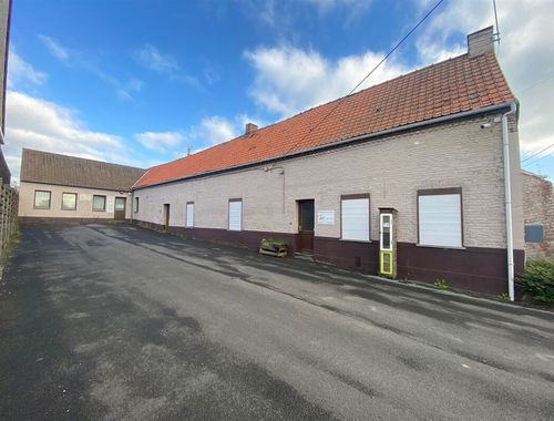                                         Andere te koop in Maubray, € 200.000
