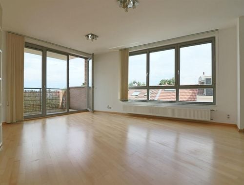                                         Appartement à louer à Auderghem, € 1.500
