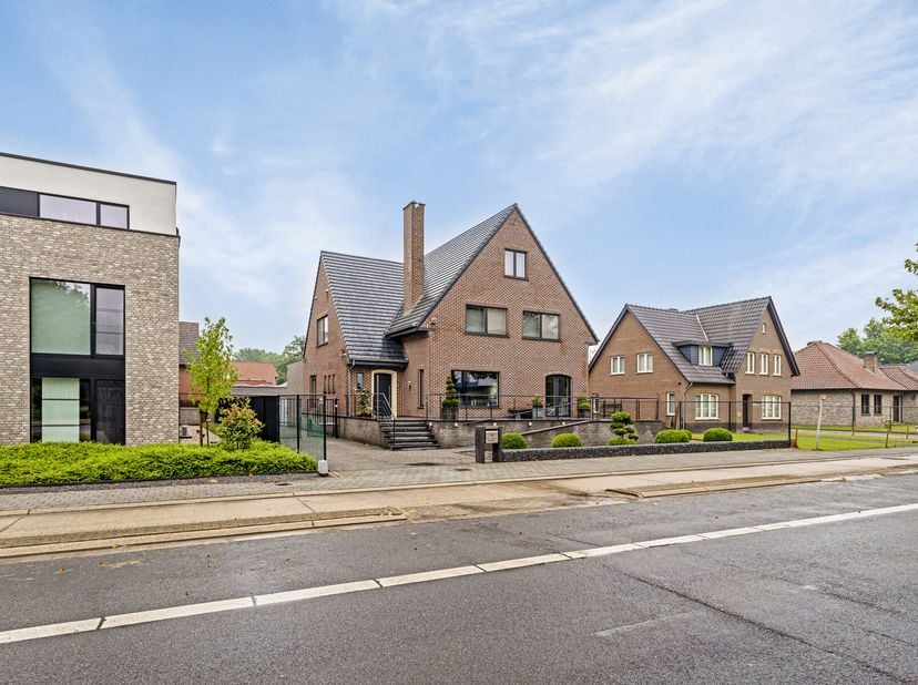 Maison à vendre
                    à 3960 Bree